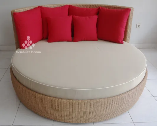 Tempat Tidur Orbit Rotan Sintetis 1