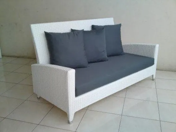 Liliana Sofa 3