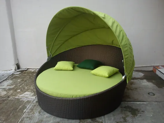 Orbit Lounger Kursi Santai Rotan Sintetis 4